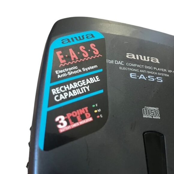 Vintage Aiwa XP-520 Portable Compact Disc Player - Picture 3 of 6